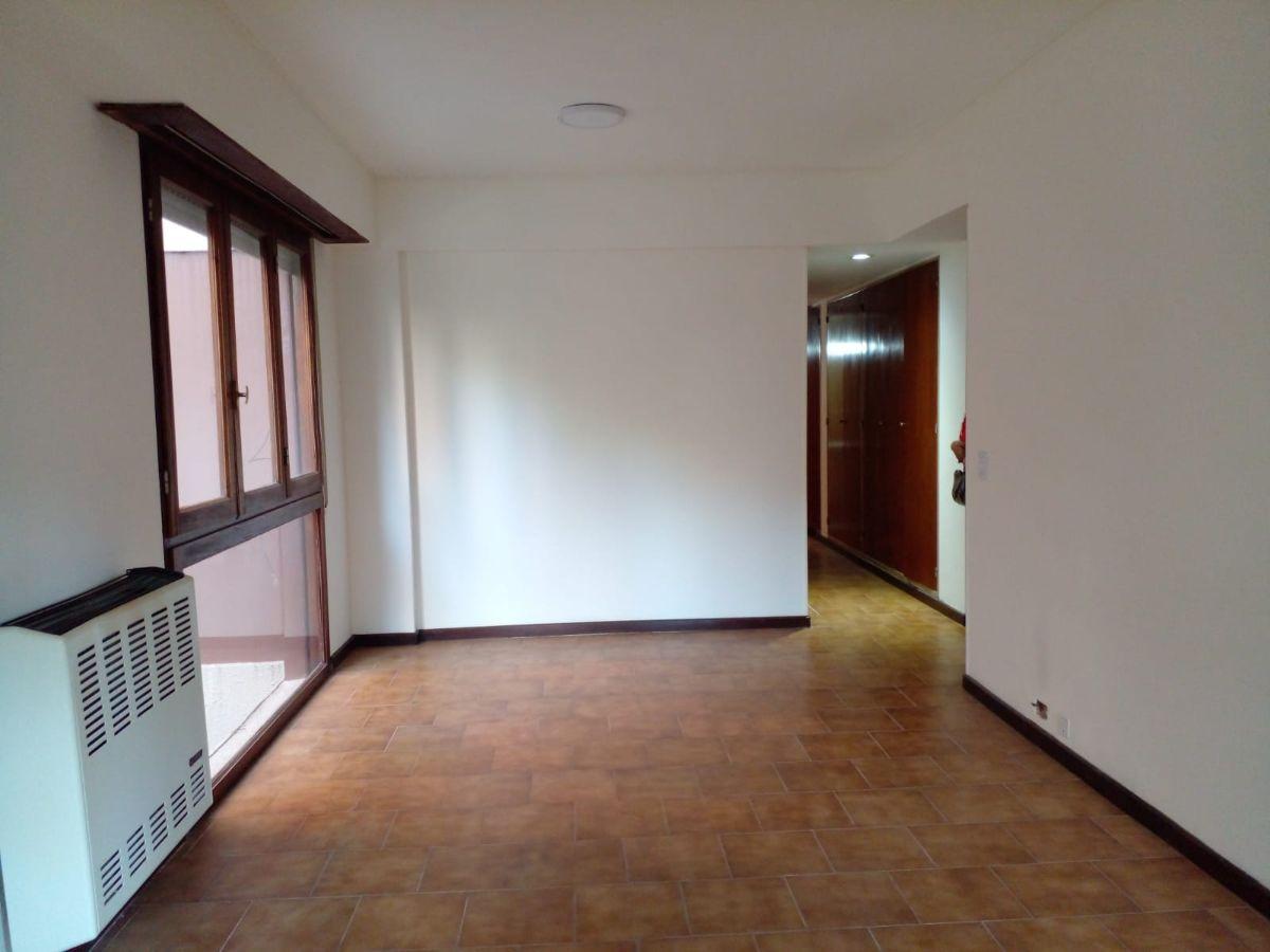 Foto de VENDIDO!!!!!! DEPARTAMENTO 3 AMBIENTES CON COCHERA, imagen 2