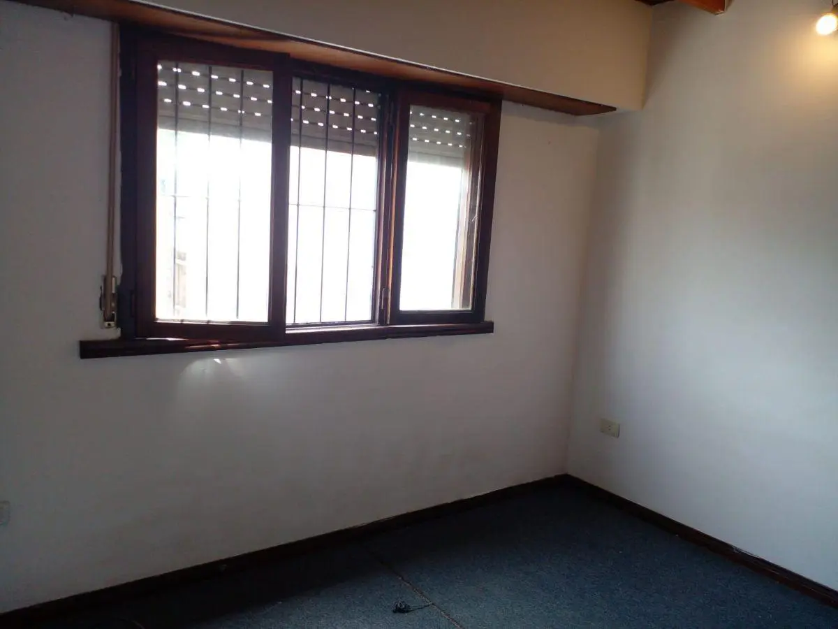 DUPLEX 3 AMBIENTES EN PRIMER PISO. 3