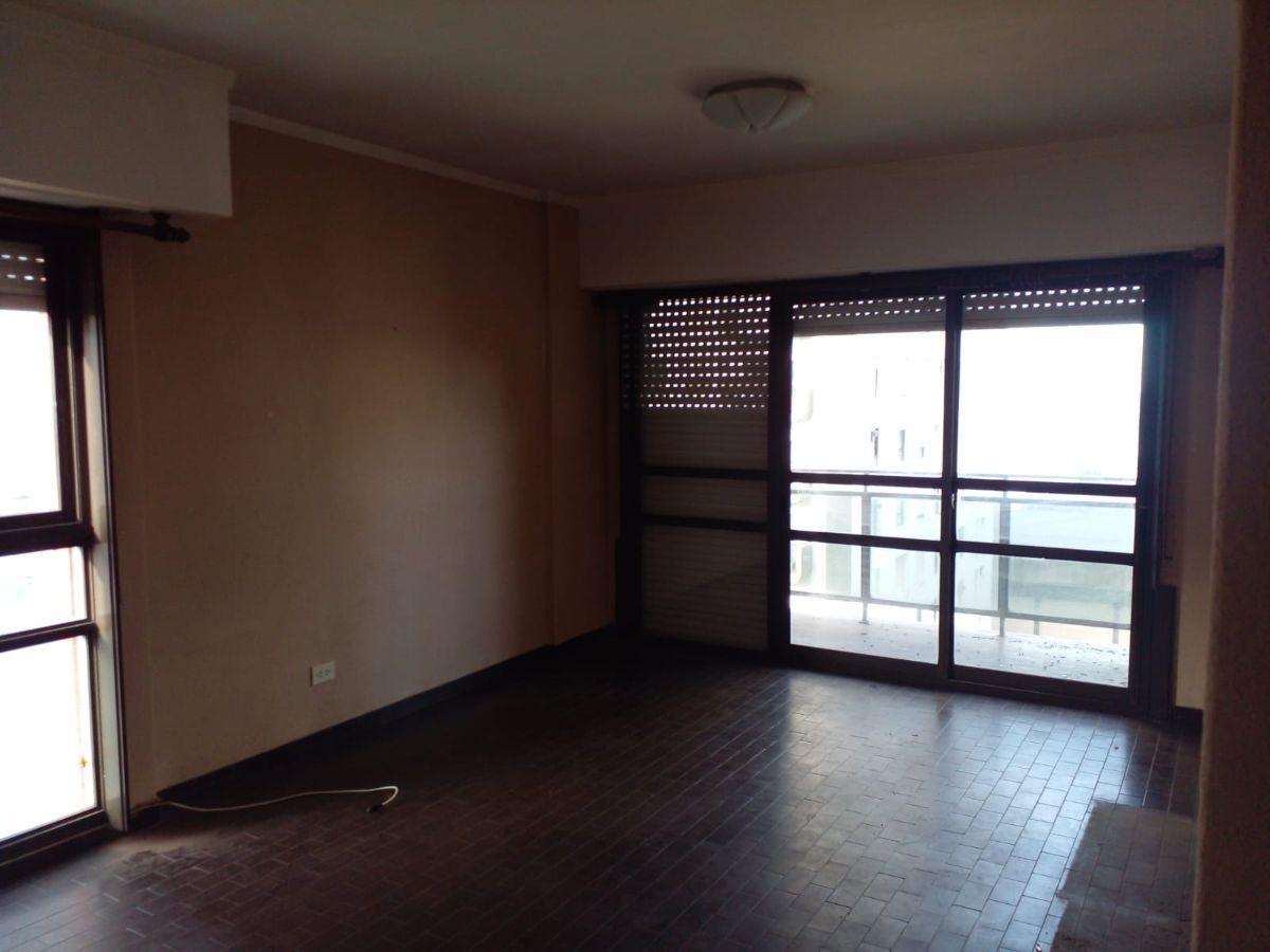 Foto de DEPARTAMENTO DOS AMBIENTES CON BALCON LATERAL, imagen 4