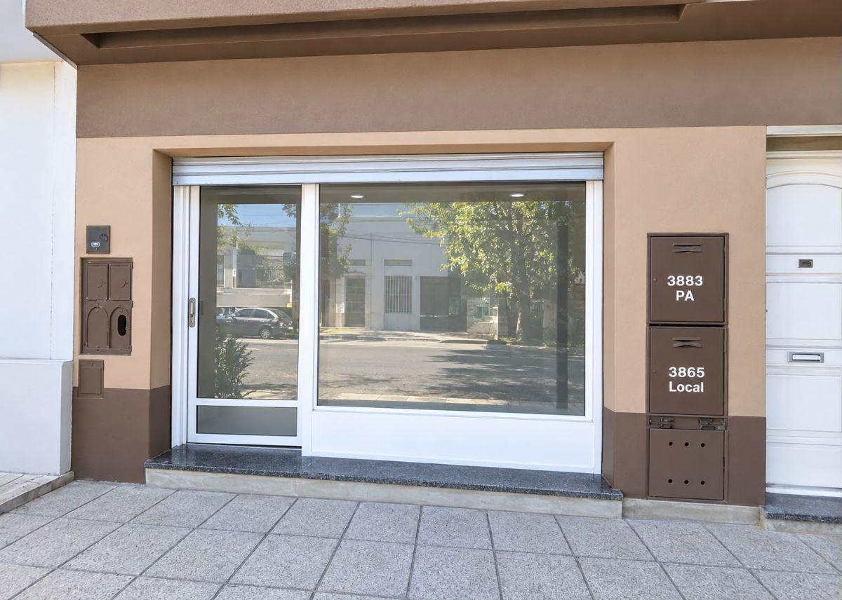 Foto de LOCAL EXCELENTE ESTADO.ZONA COMERCIAL, imagen 1