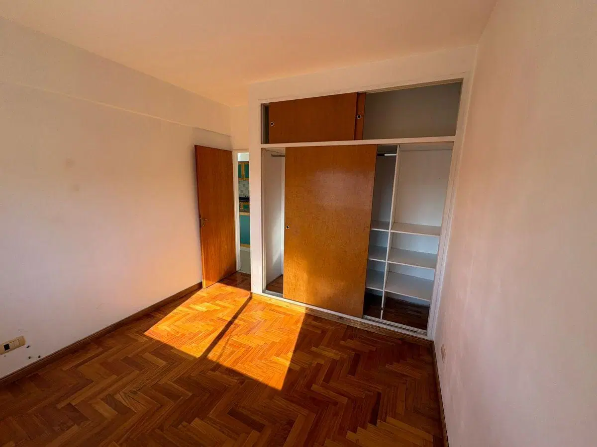 JUNIO NUEVO VALOR // Departamento 2 ambientes San Justo CENTRO 1