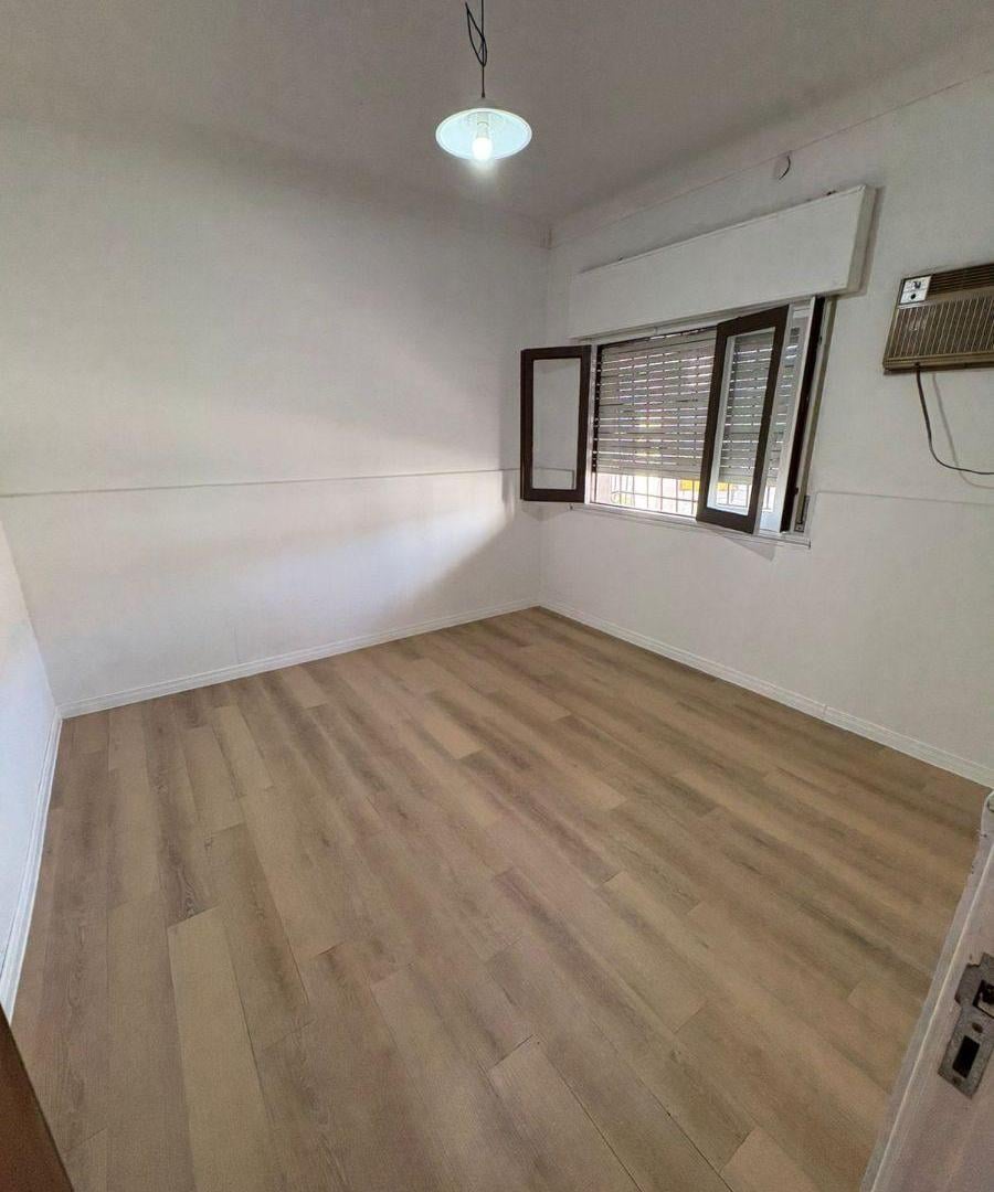 Foto de Casa 3 Ambientes con Entrada Vehículo y Espacio Verde, imagen 5