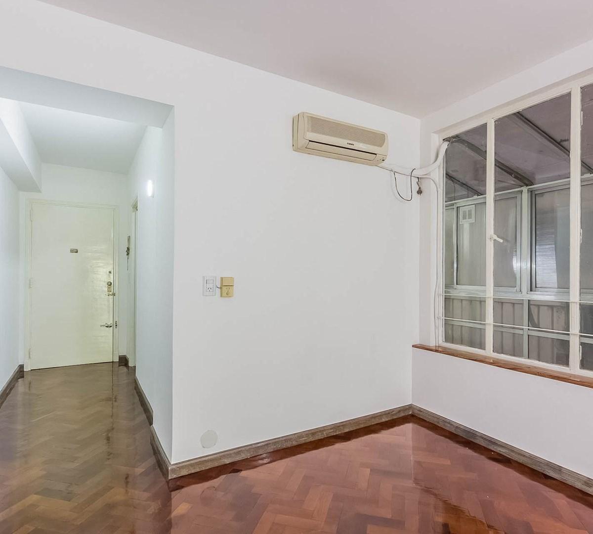 Departamento · en Venta · 3 Ambientes con Dependencia · Amplio y Luminoso · Caballito 5