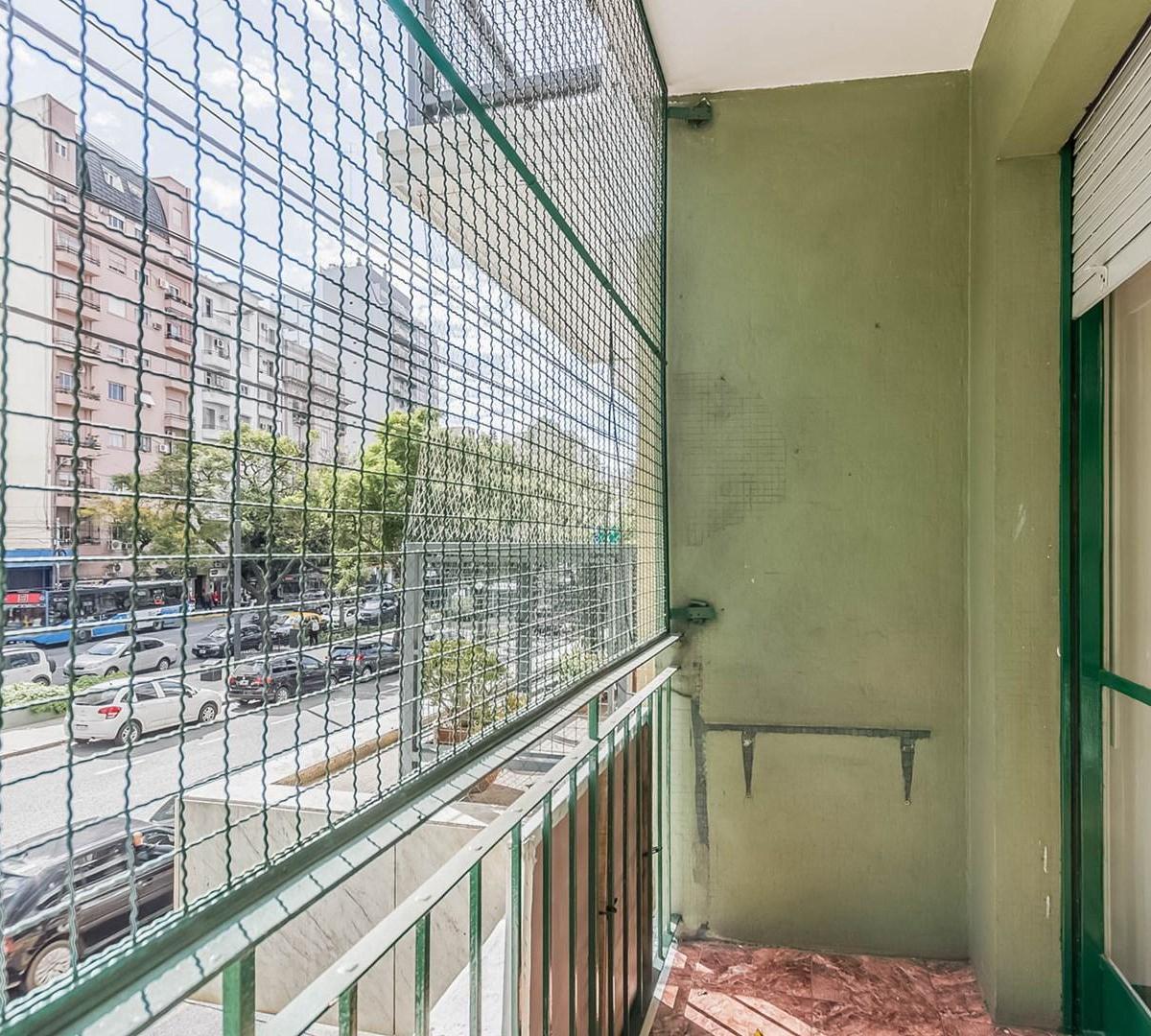 Departamento · en Venta · 3 Ambientes con Dependencia · Amplio y Luminoso · Caballito 1