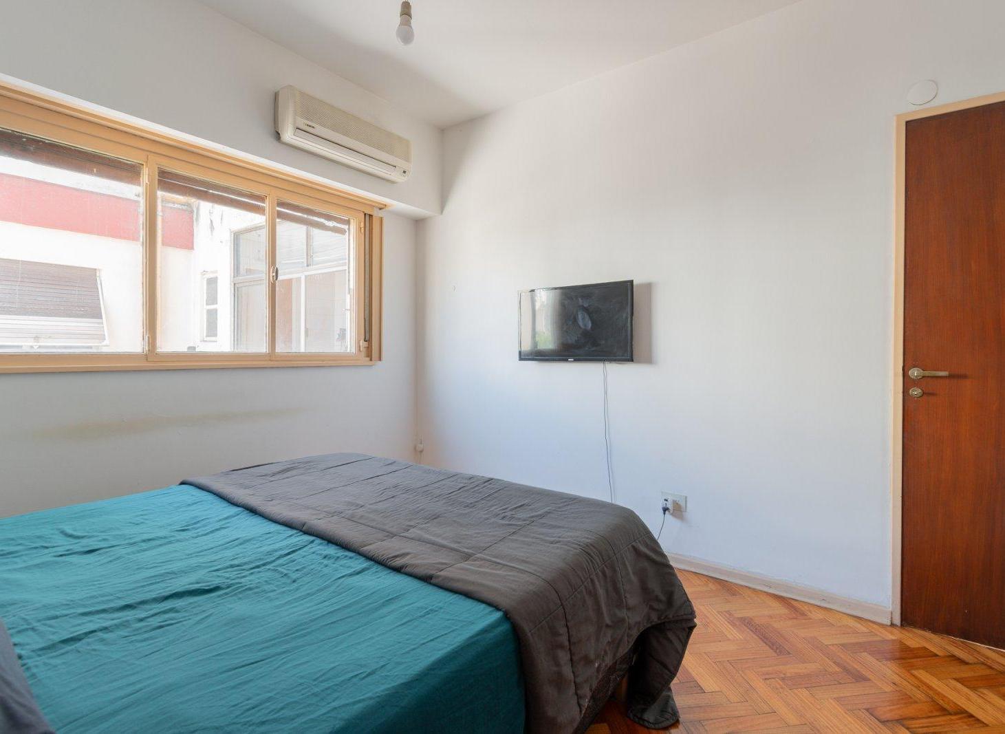 Departamento · Venta · 3 Ambientes · Con Dependencia Y Balcón · Almagro