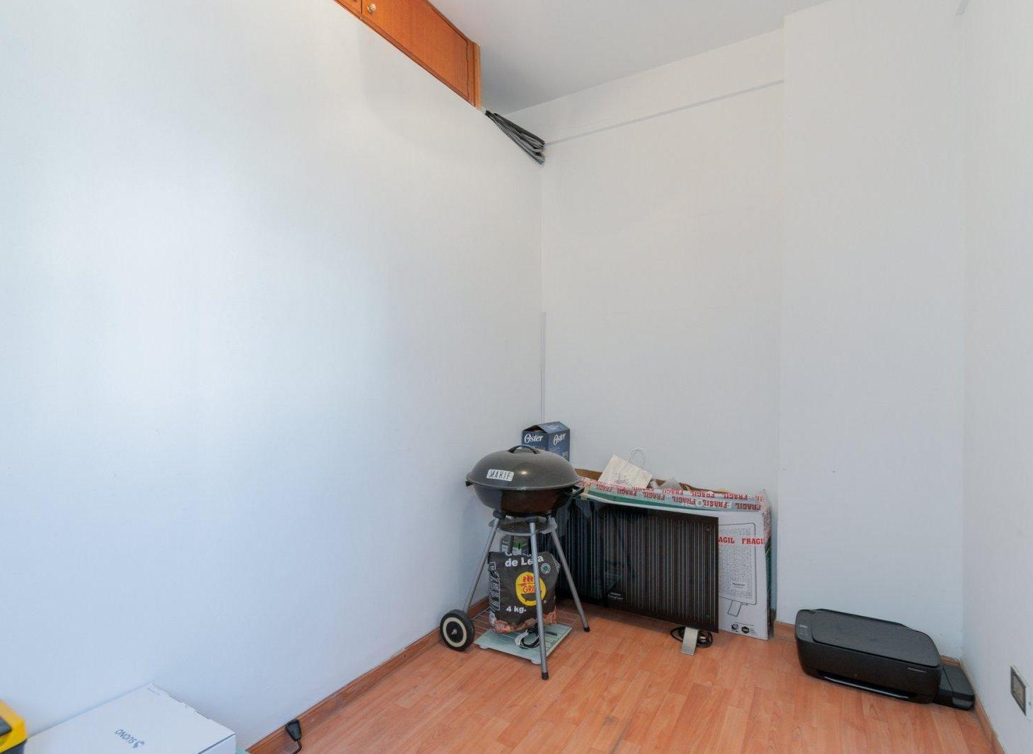 Departamento · Venta · 3 Ambientes · Con Dependencia Y Balcón · Almagro