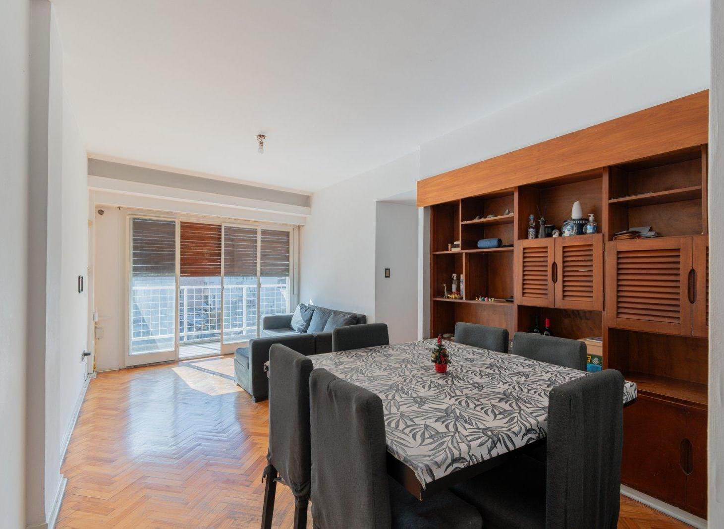Departamento · Venta · 3 Ambientes · Con Dependencia Y Balcón · Almagro