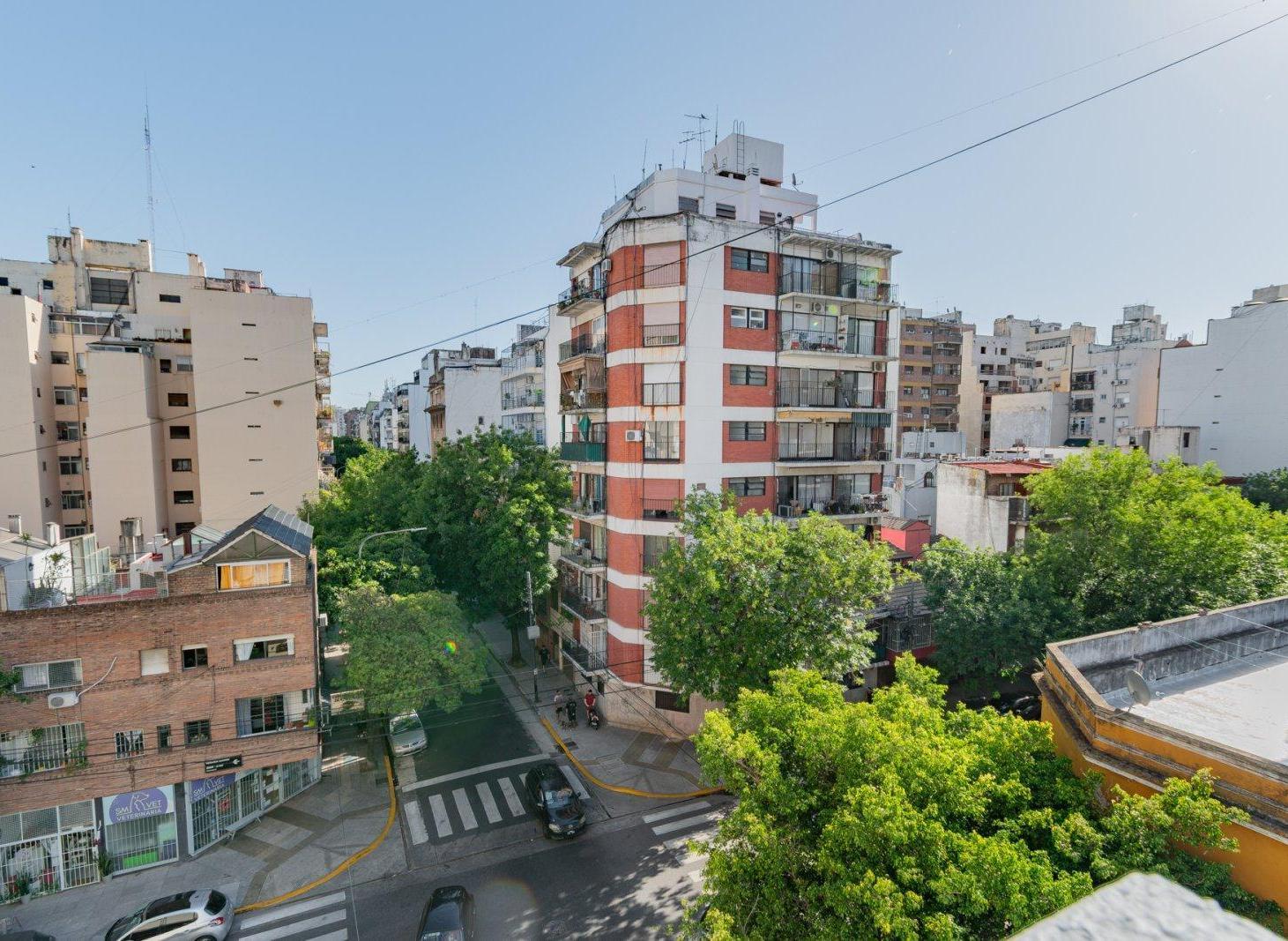 Departamento · Venta · 3 Ambientes · Con Dependencia Y Balcón · Almagro