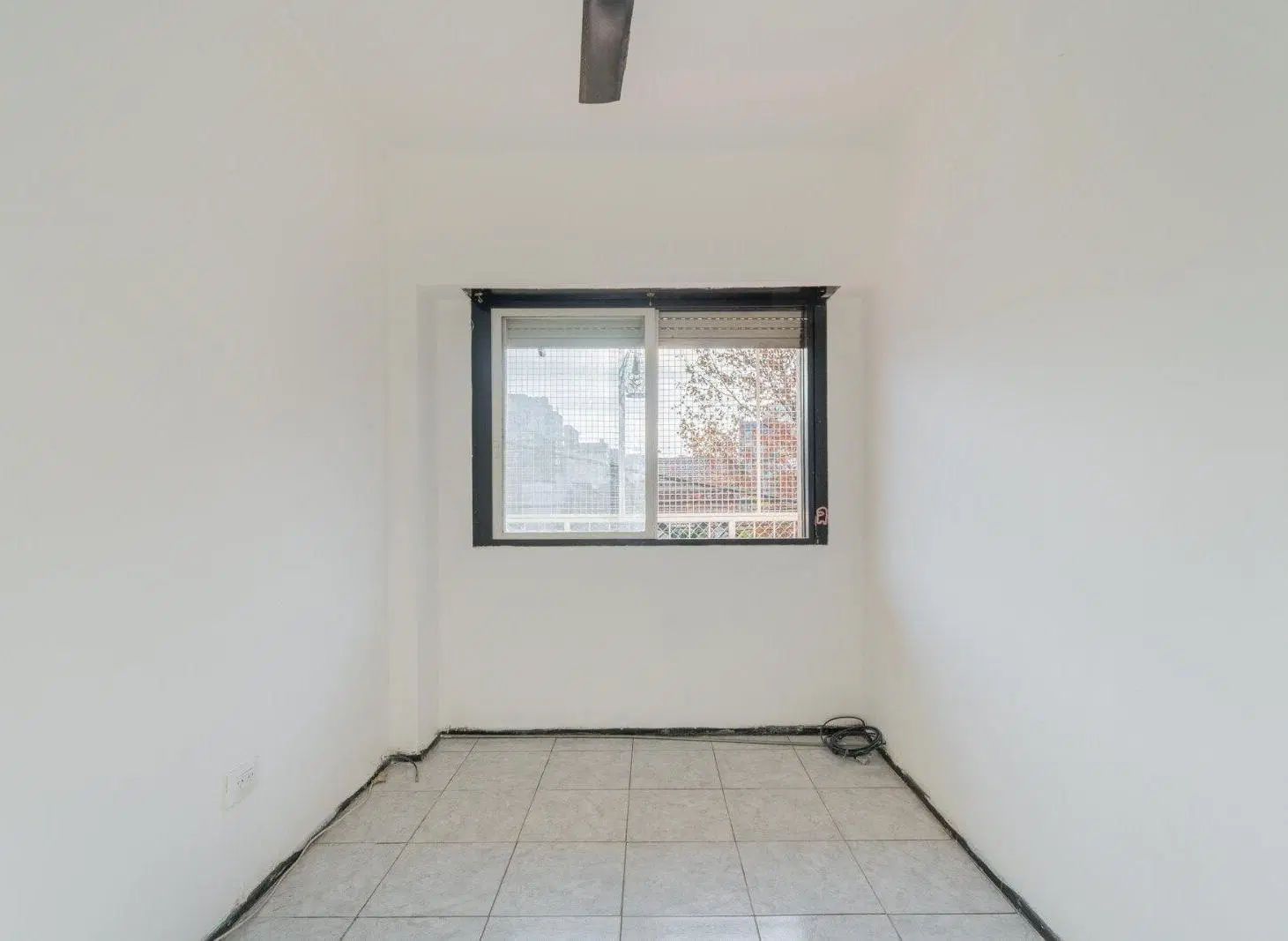 Departamento · En Venta · Luminoso · 4 Ambientes · A refaccionar · Monte Castro 2
