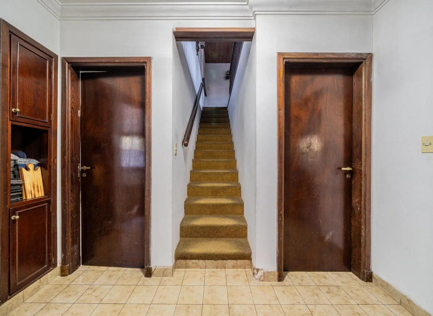 Casa · En Venta · 5 Ambientes · En Amplio Espacio Verde C/ Pileta · Barrio Bello Horizonte · Gral. P 2