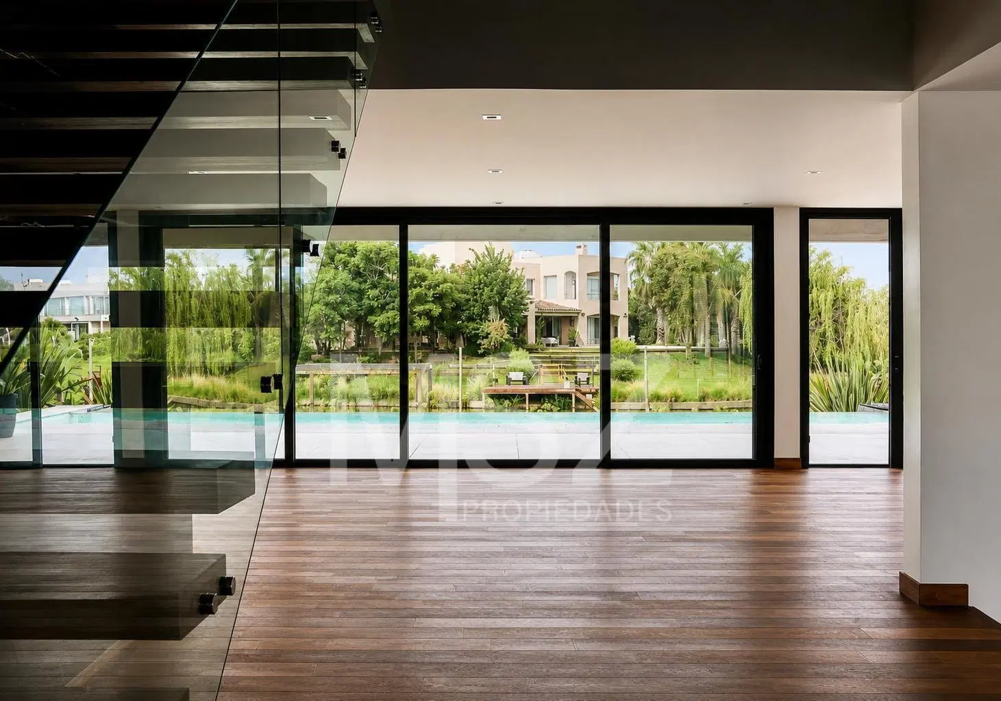 Casa a estrenar en venta sobre el río en El Yacht, Nordelta 3