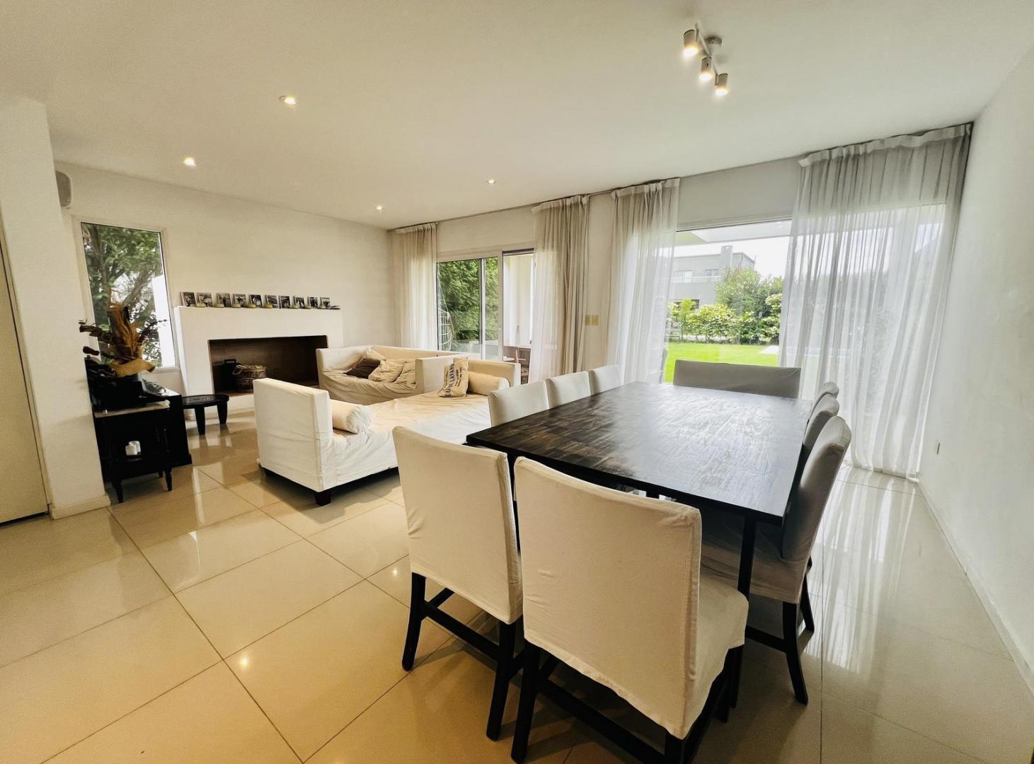 Foto de Casa en venta en lote interno en barrio Los Sauces, Nordelta, imagen 4