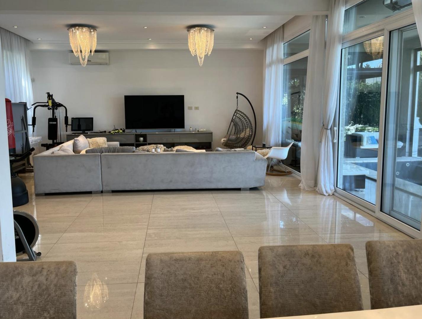 Foto de Casa en venta a la laguna en Los Alisos, Nordelta., imagen 3