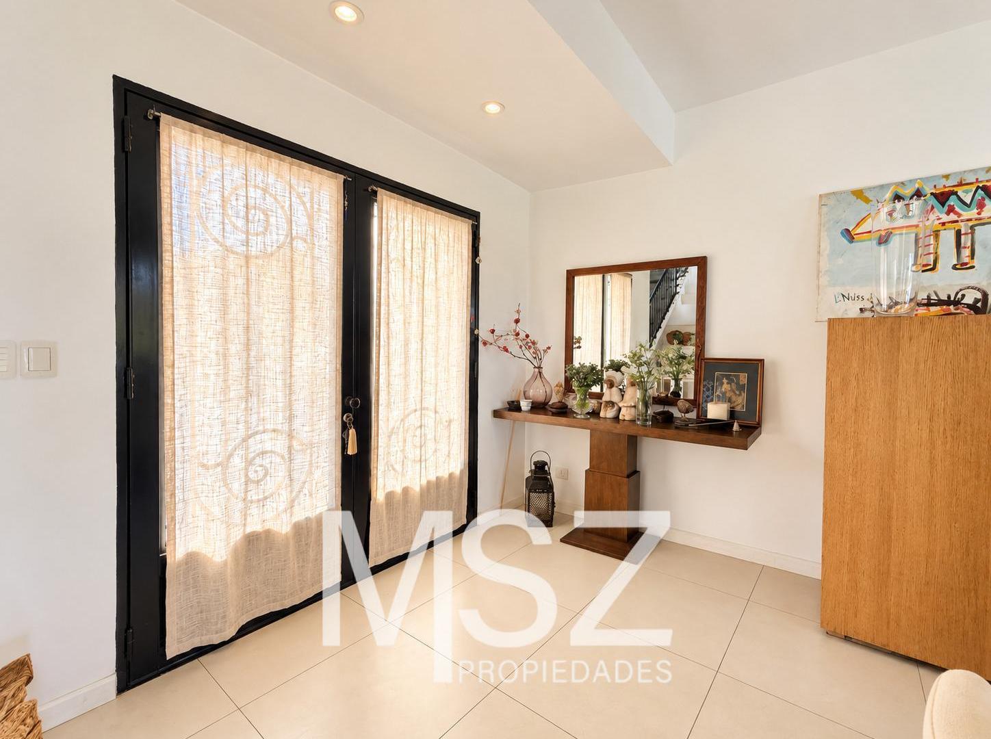Foto de Casa sobre el lago en El Golf, imagen 4