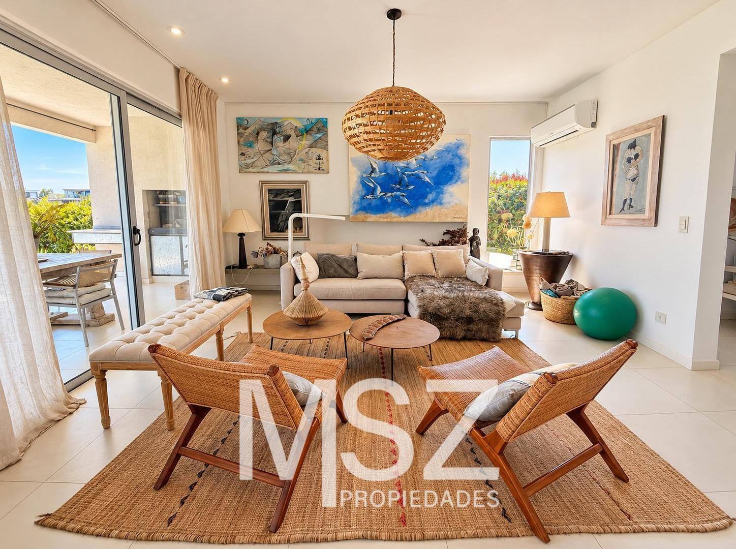 Foto de Casa sobre el lago en El Golf, imagen 2
