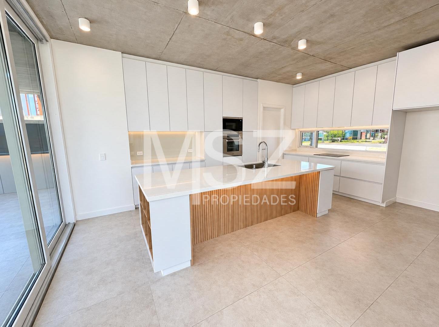 Foto de Casa a estrenar en venta en Carpinchos, Nordelta, imagen 3