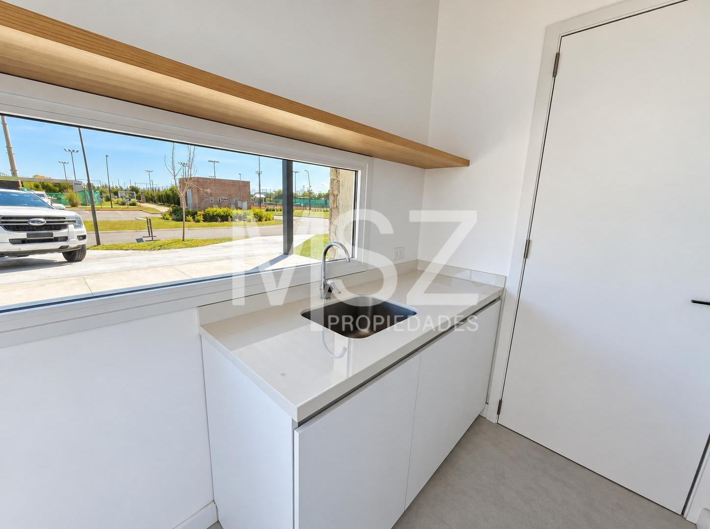 Foto de Casa a estrenar en venta en Carpinchos, Nordelta, imagen 1