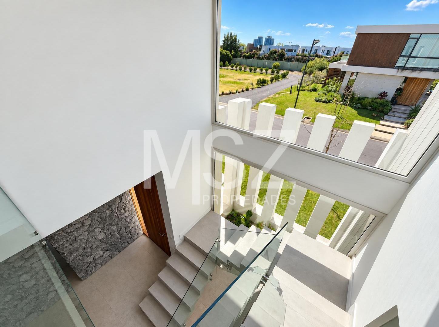 Foto de Casa a estrenar en venta en Carpinchos, Nordelta, imagen 2