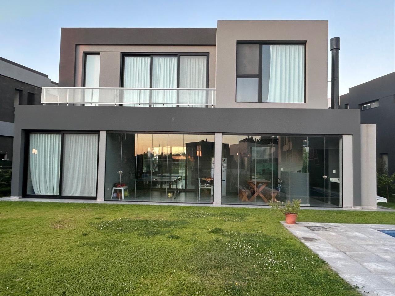 Foto de Casa en venta sobre lote interno, imagen 3