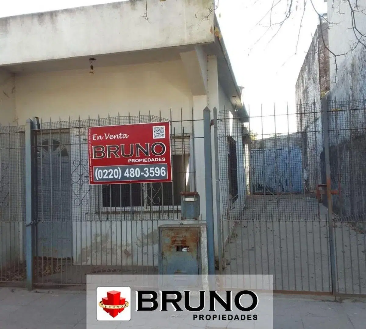 VENTA DE CASA 4 AMBIENTES EN MERLO 1