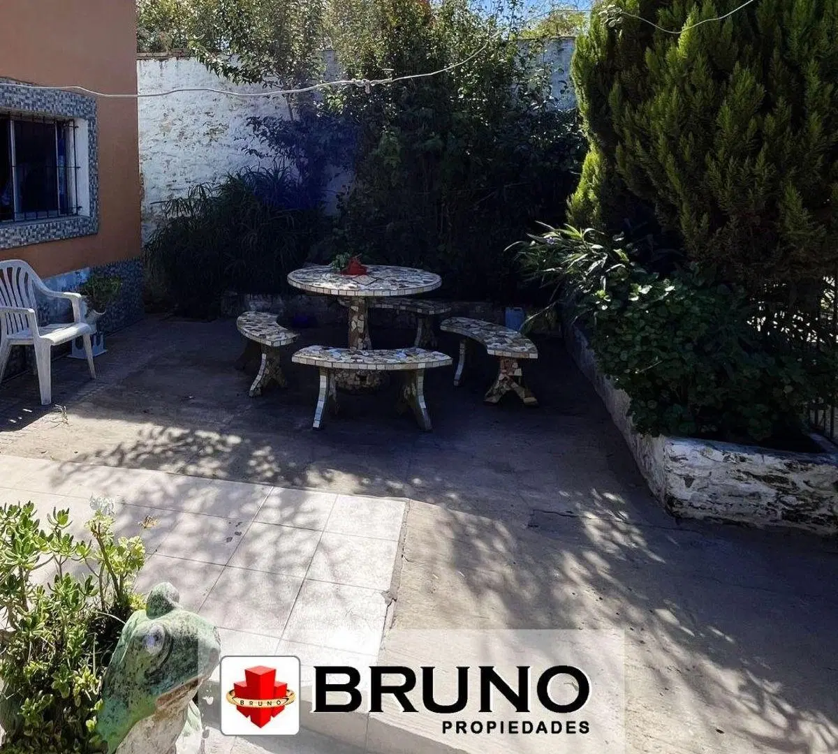 VENTA DE CASA 2 AMBIENTES EN MARCOS PAZ 4