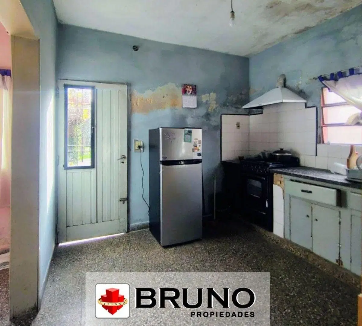 VENTA DE CASA 3 AMBIENTES EN MARCOS PAZ 5