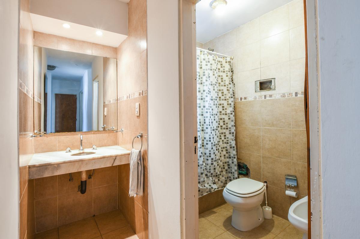 Departamento en Venta 3 Dorm. Cochera Lourdes Cordoba 2927 Frente Norte 3