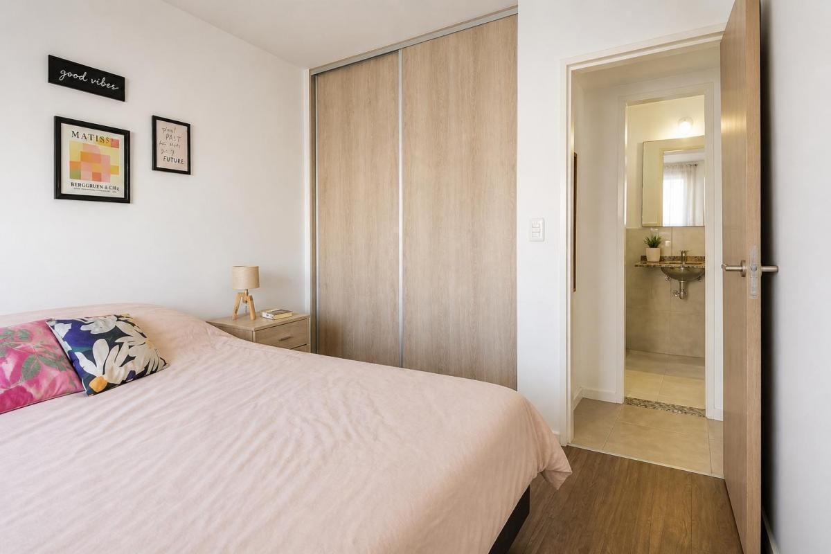 Foto de Venta Departamento de 1 dormitorio en zona centro edificio con amenities, imagen 3