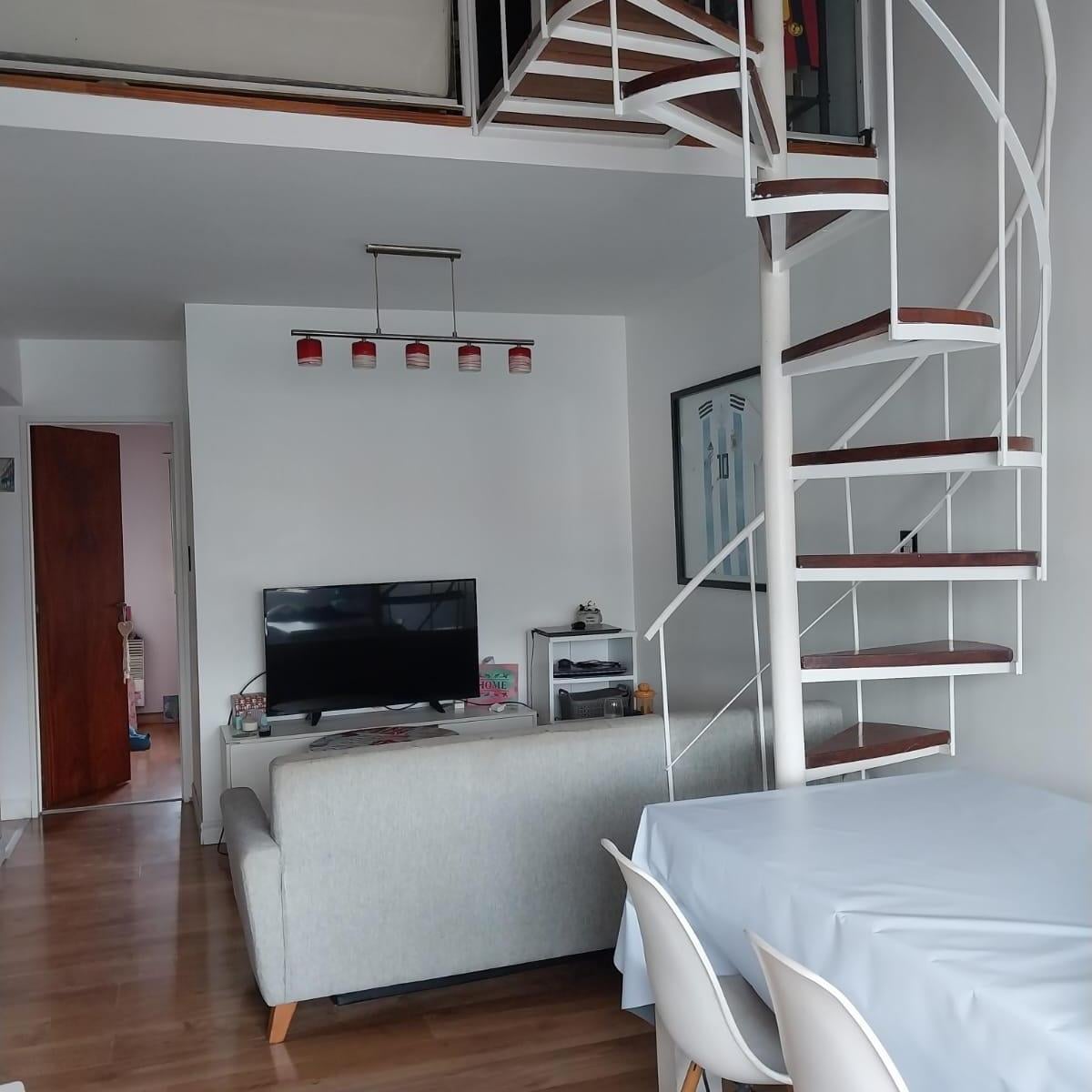 VENTA DEPARTAMENTO 4 AMBIENTES TIPO DUPLEX EN MARTIN CORONADO BARRIO CERRADO