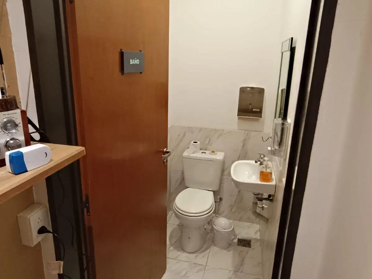 VENTA CASA 6 AMBIENTES EN MARTIN CORONADO 5