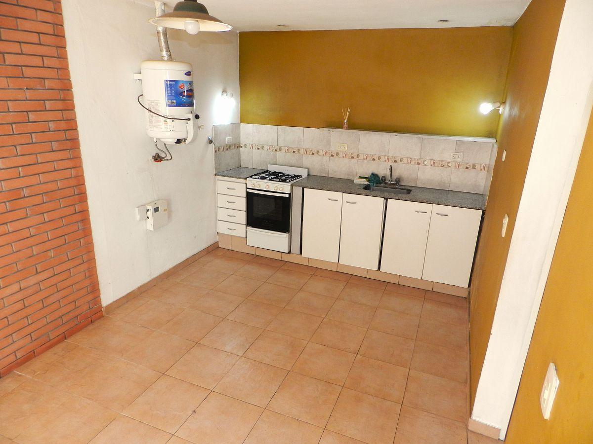 Foto de VENTA CASA 2 DORMITORIOS VILLA TESEI - APTO CREDITO, imagen 5