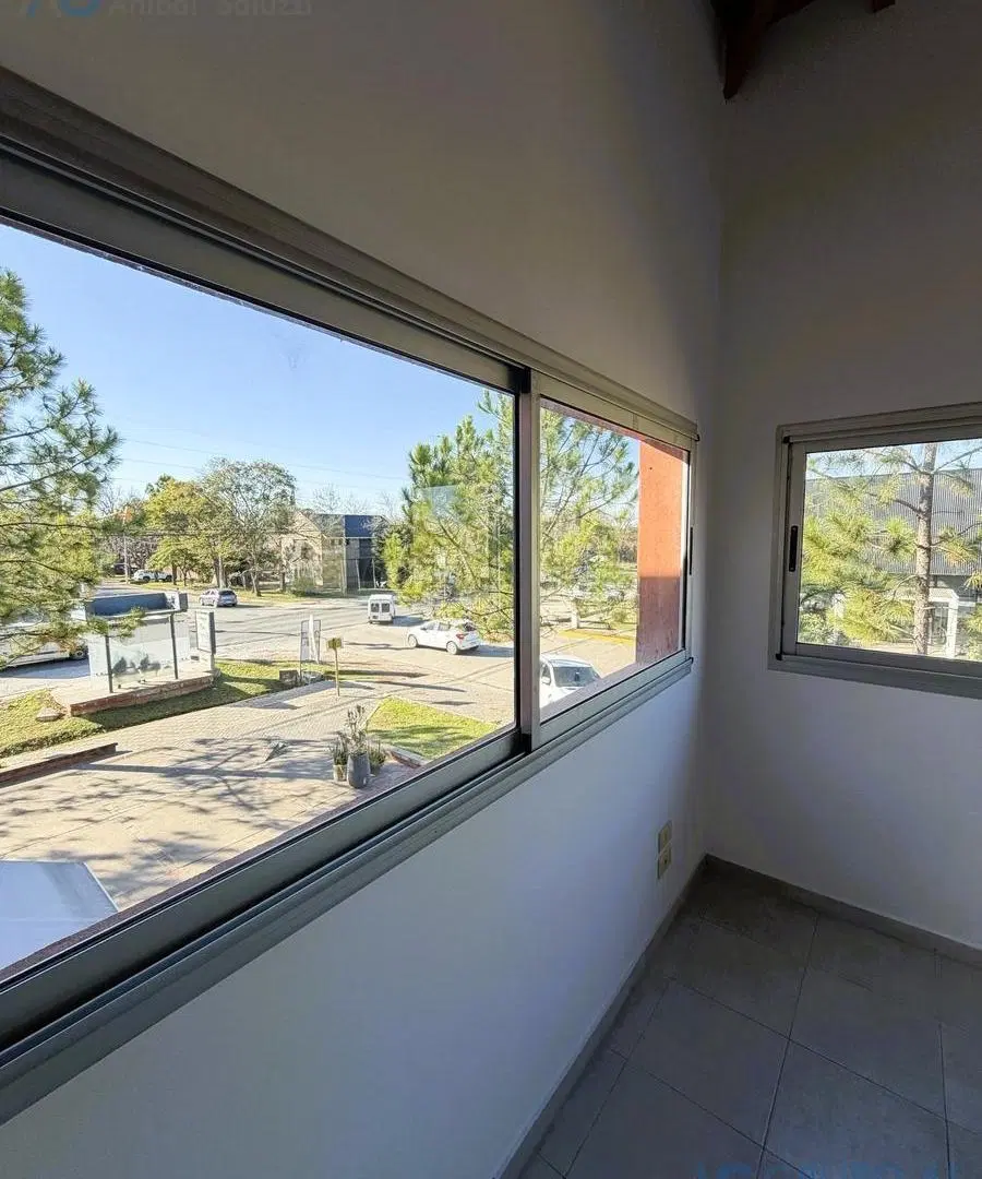 Impecable Departamento en la mejor zona de Funes 5