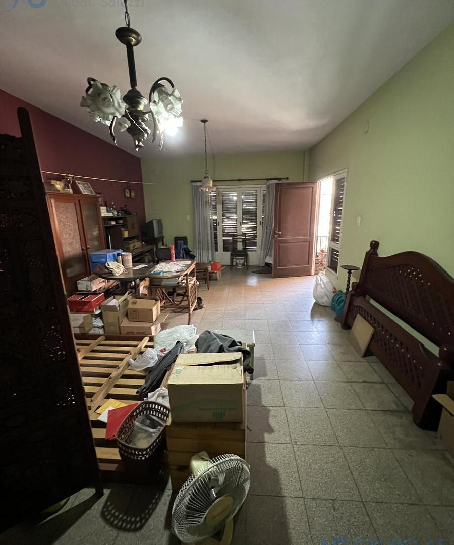 Foto de Departamento a RECICLAR de 2 dormitorios con terraza propia - Ricchieri, imagen 2