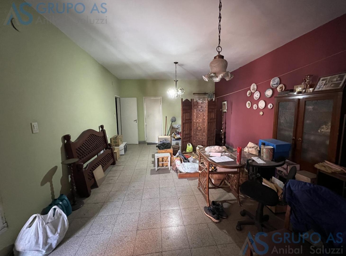 Foto de Departamento a RECICLAR de 2 dormitorios con terraza propia - Ricchieri, imagen 3