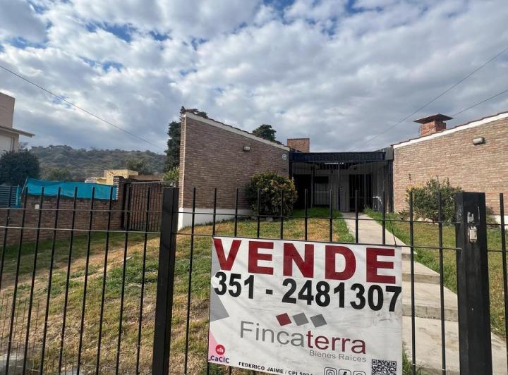 VENDO Casa para demoler en Carlos Paz 4