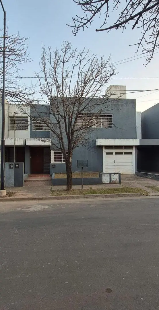 Vendo duplex en barrio con seguridad 24 hs 1
