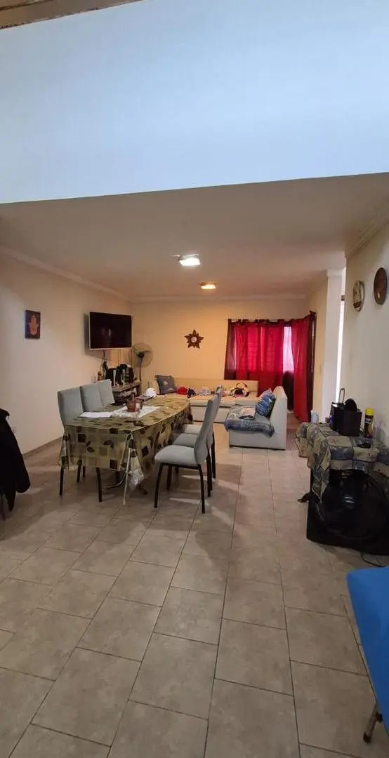Vendo duplex en barrio con seguridad 24 hs 4