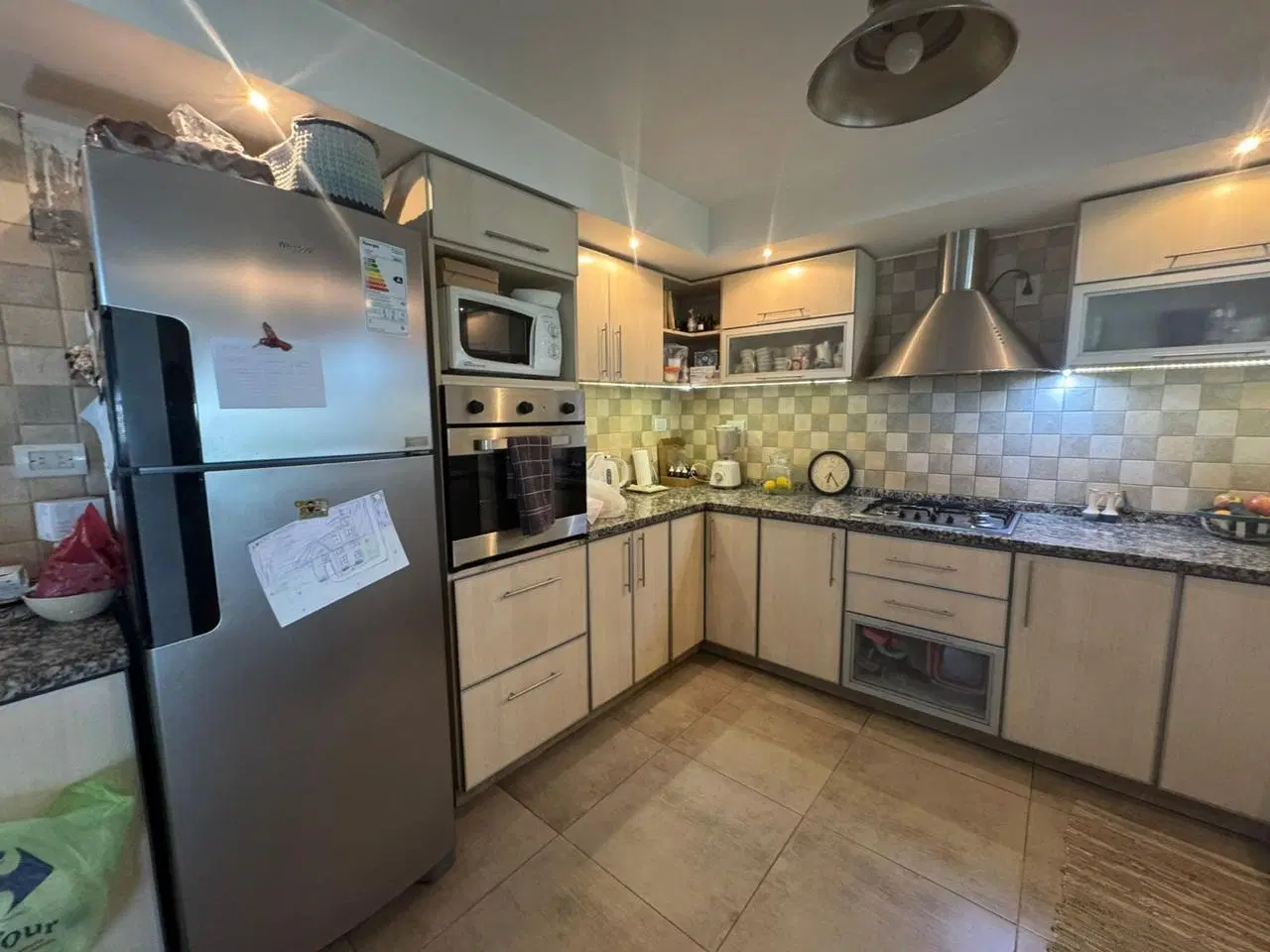 VENDO CASA EN CLAROS DEL BOSQUE 3 DORMITORIOS 5