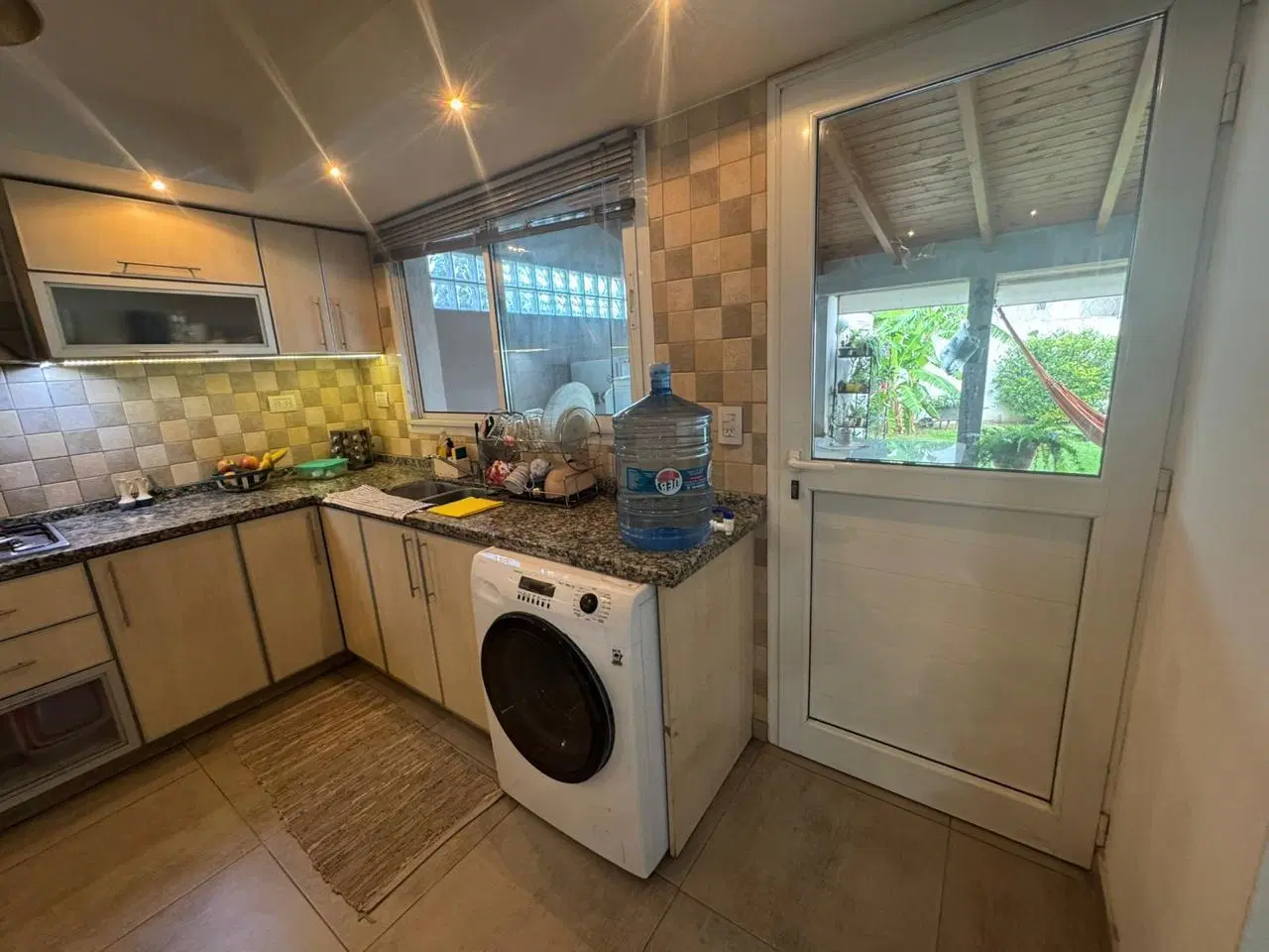 VENDO CASA EN CLAROS DEL BOSQUE 3 DORMITORIOS 4
