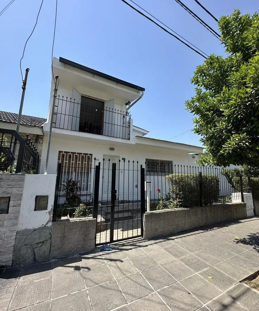 Vendo casa en Santa Cecilia 4