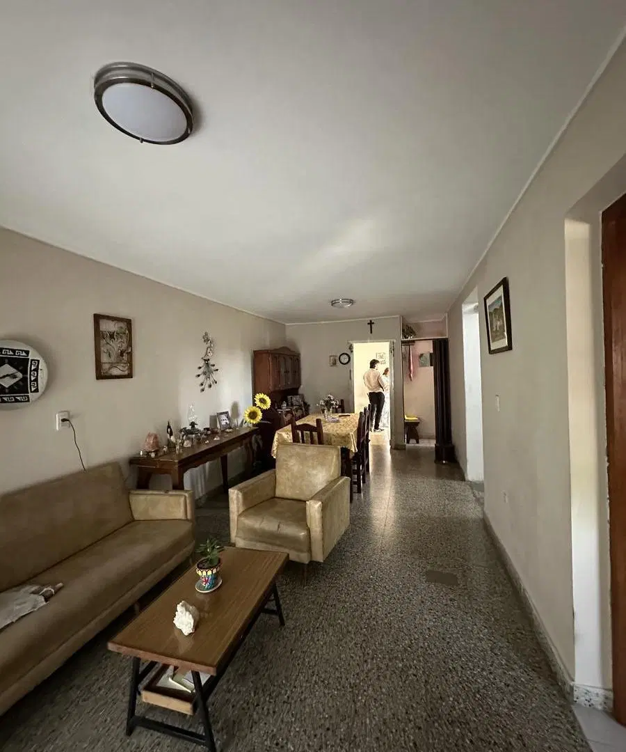 Vendo casa en Santa Cecilia 5