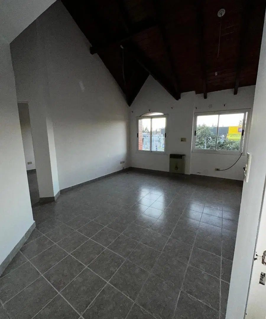 Alquilo dpto. 1 dorm. en Recta Martinolli 4