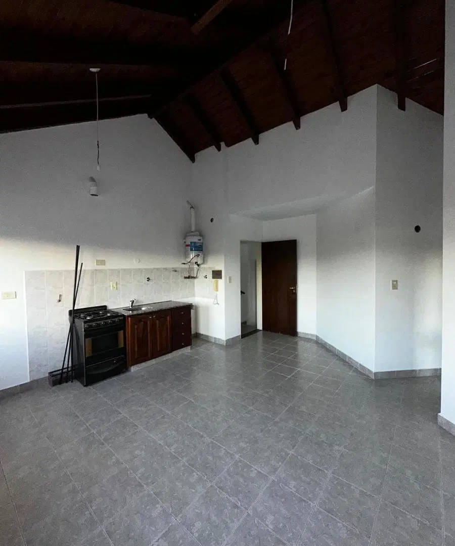 Alquilo dpto. 1 dorm. en Recta Martinolli 2