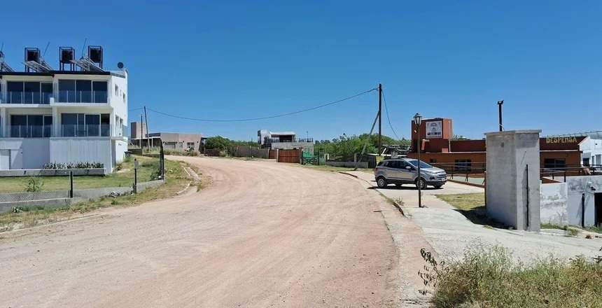VENTA EXCELENTE TERRENO CON VISTA AL LAGO - CARLOS PAZ
