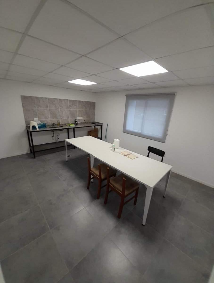 Foto de NAVE INDUSTRIAL EN VENTA - SE ACEPTA OFERTA DE CONTADO - POLO 52, imagen 4