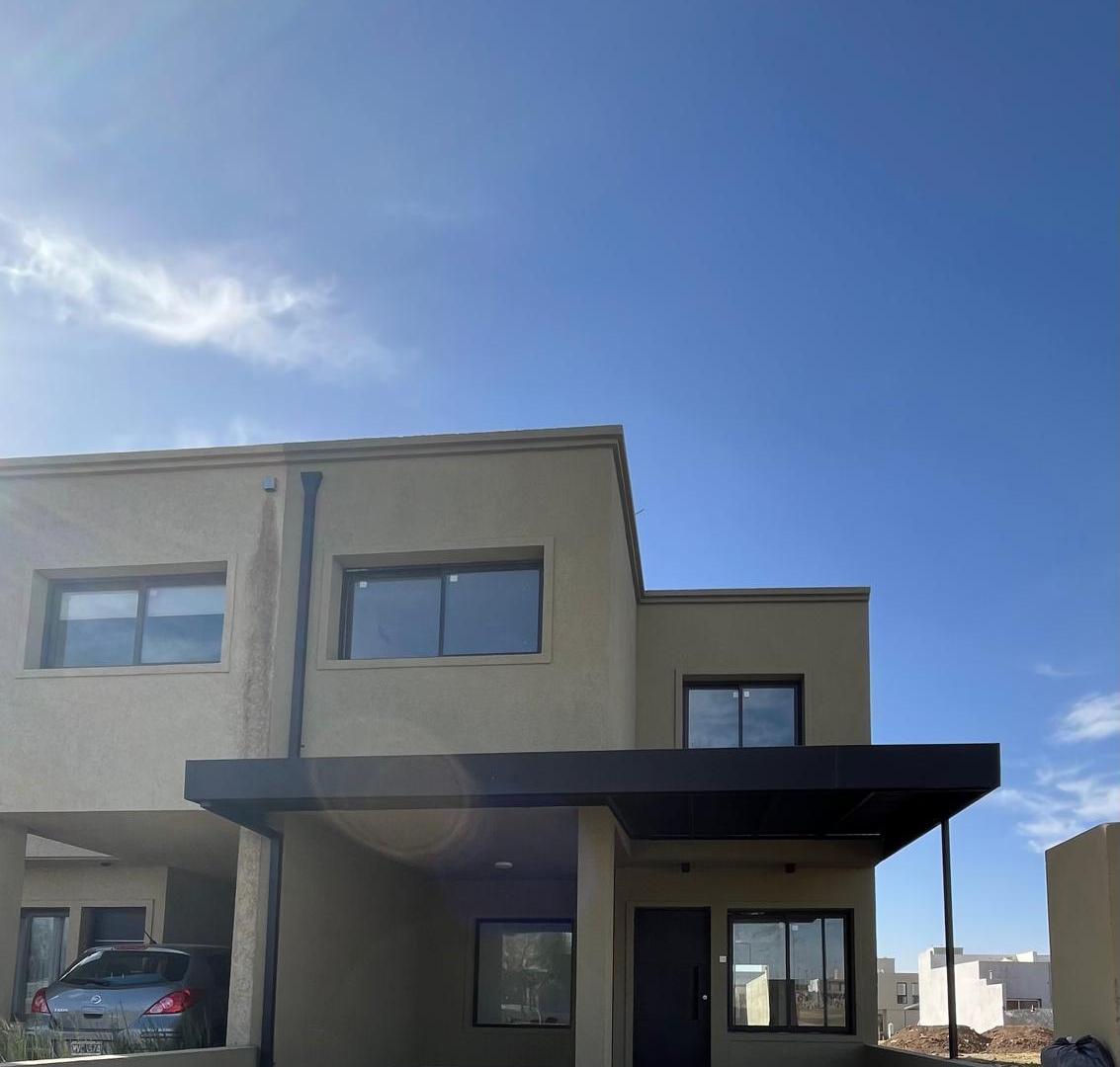 VENTA DUPLEX A ESTRENAR 3 DORM - DOCTA URBANIZACION - POSIBILIDAD DE FINANCIACION