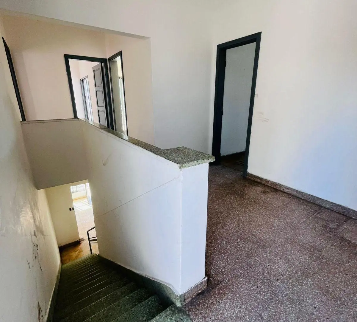CASONA EN ALQUILER  UBICACIÓN ESTRATÉGICA SOBRE AV. RAFAEL NUÑEZ 3
