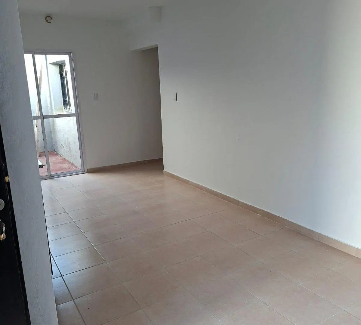 CASA EN ALQUILER TOTALMENTE A ESTRENAR, DOS DORM EN GUEMES! 4