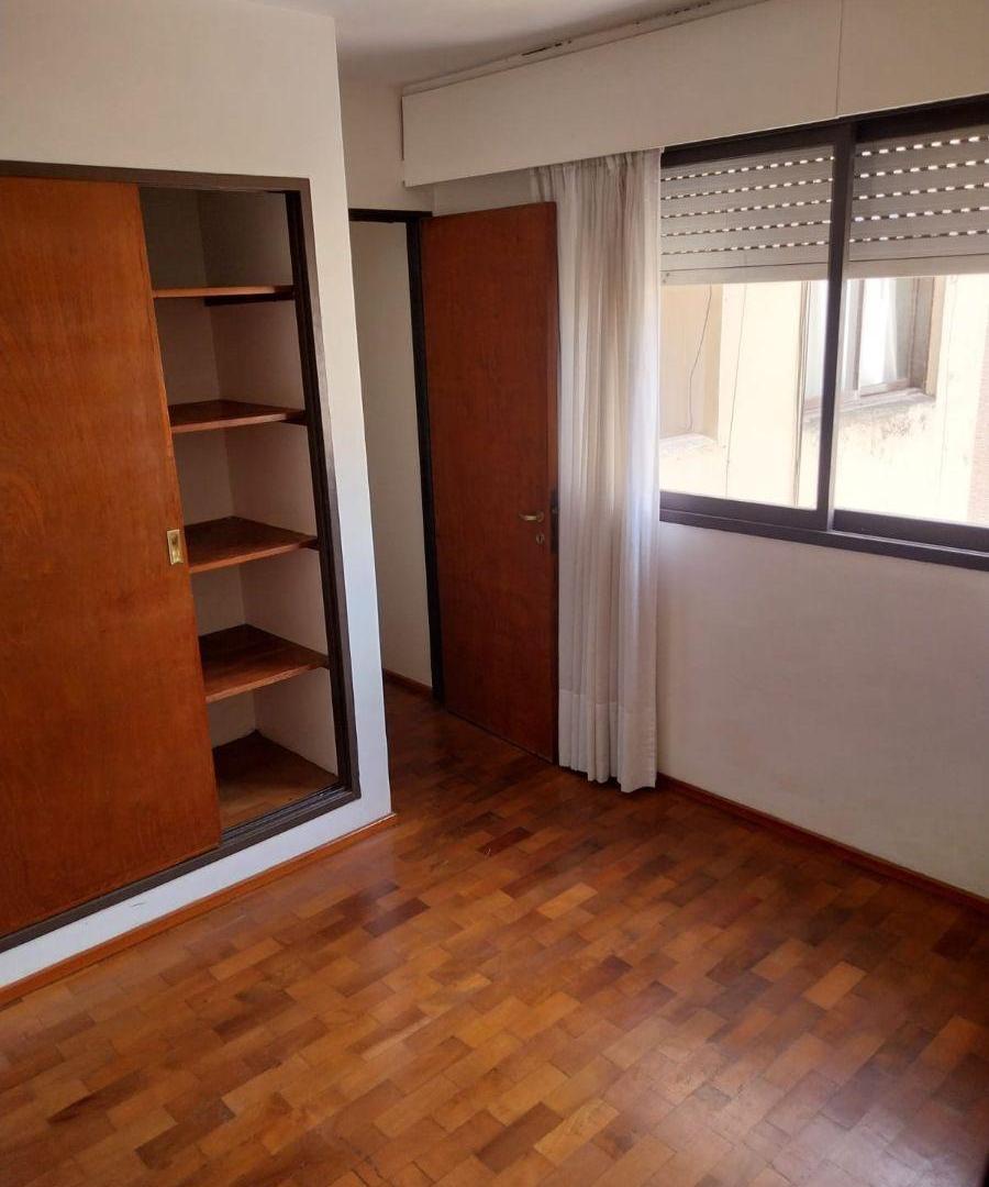 Foto de Departamento 1 Dormitorio con Balcón en Alquiler – Frente a Plaza, imagen 5