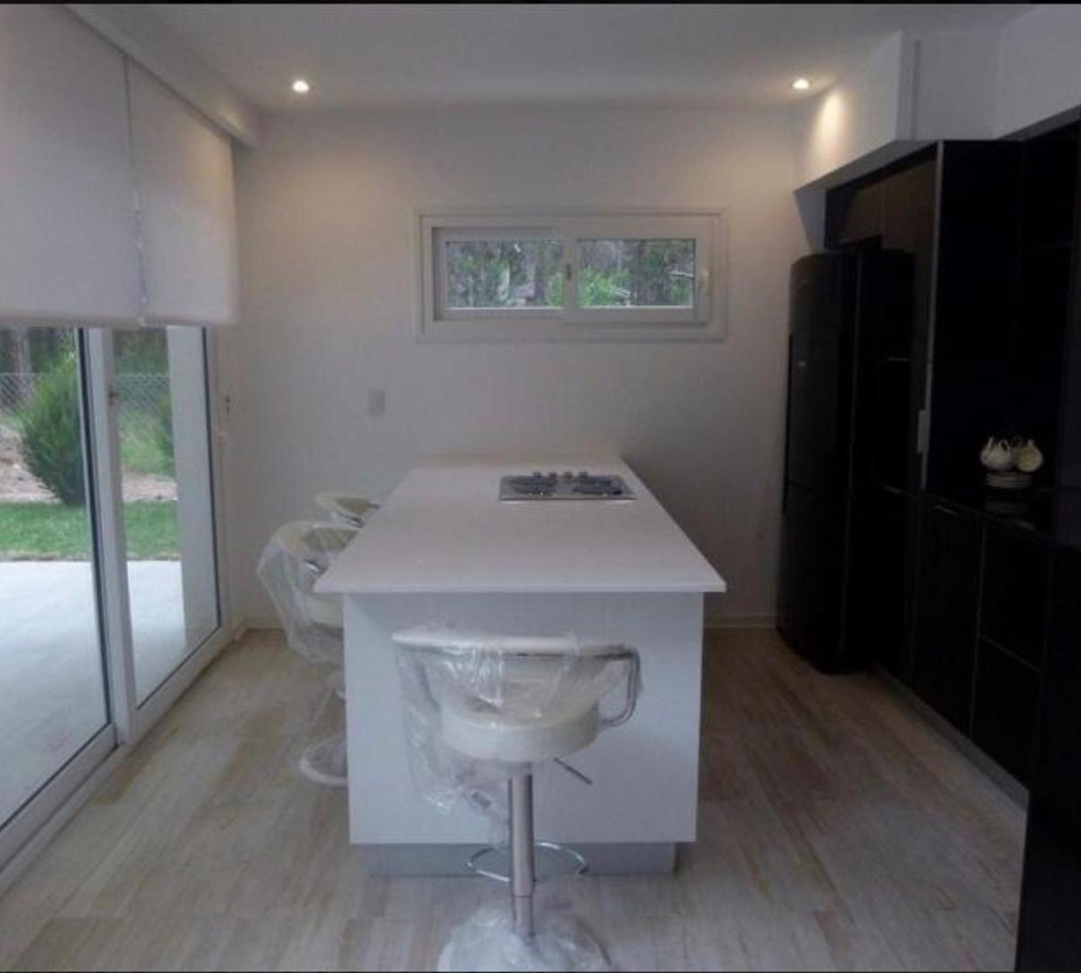 Foto de Casa a estrenar en Pinamar, imagen 2